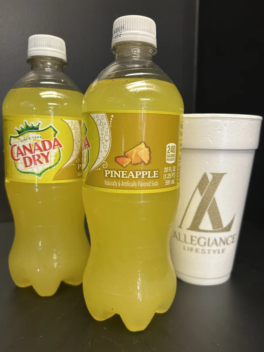 Canada Dry Pineapple soda bottle